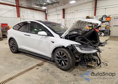 2022 Tesla Model X from USA, damaged, VIN 7SAXCBE56NF329464